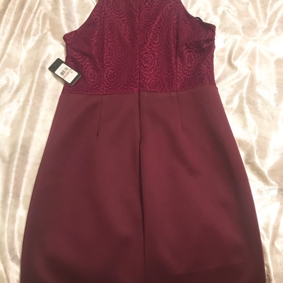 NET Guess Bodycon dress! - Picture 2 of 4